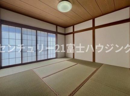 茅ヶ崎市菱沼３丁目の中古一戸建て