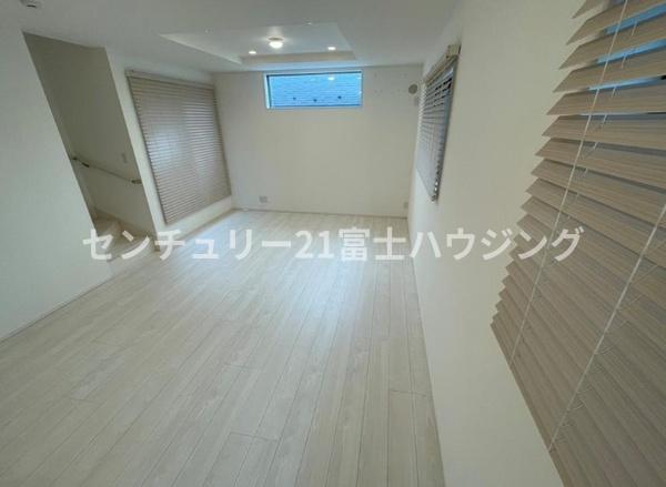 鎌倉市腰越4丁目　中古戸建