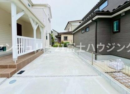 茅ヶ崎市浜竹4丁目　新築戸建　全1棟
