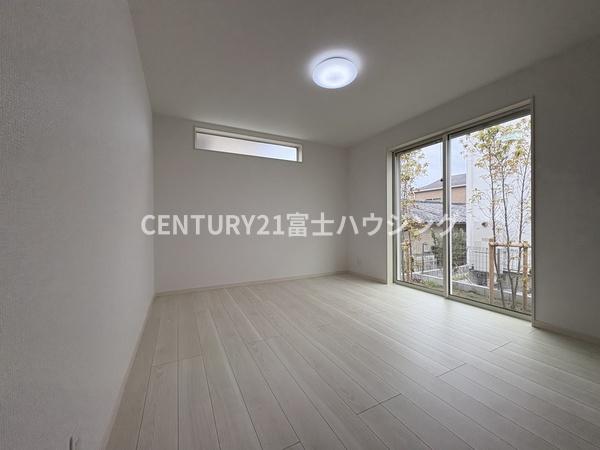 鎌倉市稲村ガ崎5丁目　新築戸建1号棟　全2棟