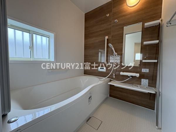 鎌倉市稲村ガ崎5丁目　新築戸建2号棟　全2棟