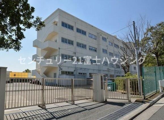 横浜市栄区本郷台2丁目の土地(小菅ヶ谷小学校)