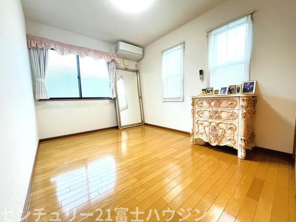 横浜市栄区小菅ケ谷４丁目の中古一戸建て