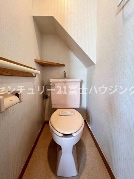 鎌倉市七里ガ浜東４丁目の中古一戸建て