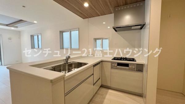 茅ヶ崎市赤羽根の新築一戸建