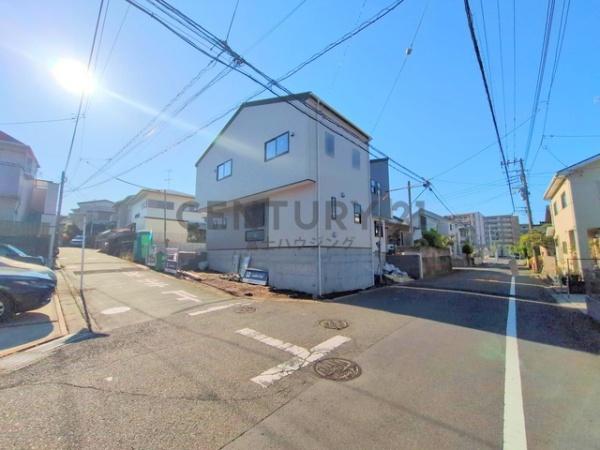 藤沢市亀井野03238　新築戸建1号棟　全3棟