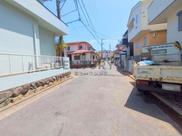 茅ヶ崎市小和田1丁目　新築戸建B号棟　全2棟