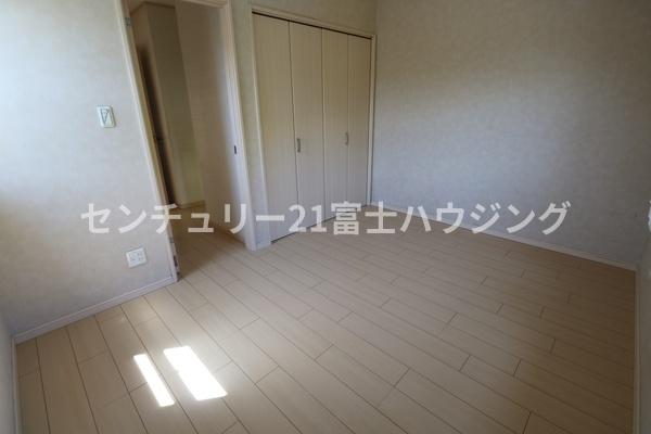 茅ヶ崎市菱沼１丁目の中古一戸建て