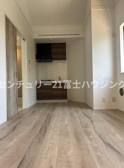 藤沢市高倉　新築戸建　全1棟