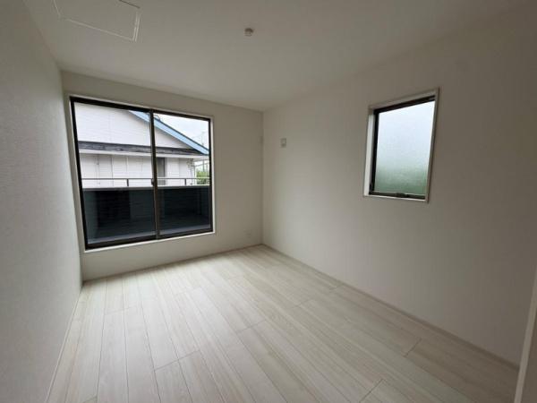 藤沢市鵠沼桜が岡4丁目　新築戸建　全1棟