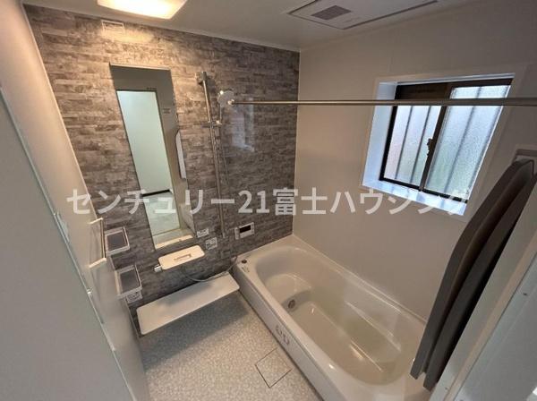 藤沢市石川４丁目の中古一戸建て