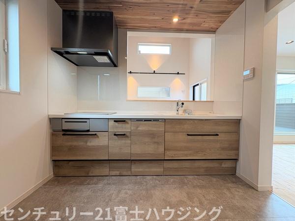 茅ヶ崎市萩園　新築戸建　全1棟