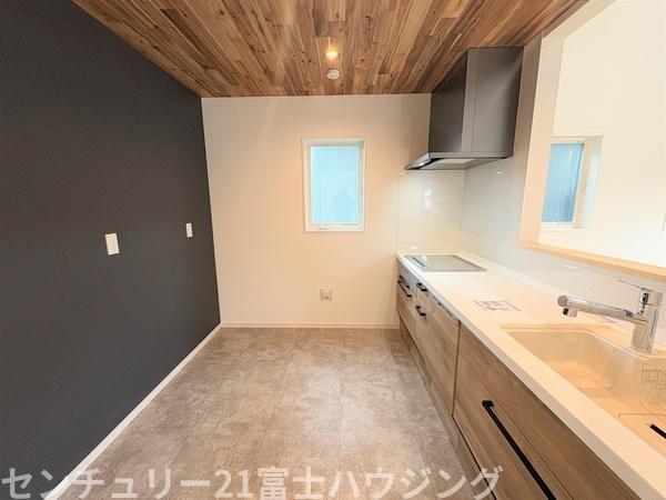茅ヶ崎市萩園　新築戸建　全1棟