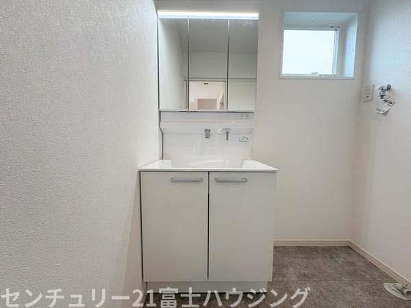 茅ヶ崎市萩園　新築戸建　全1棟