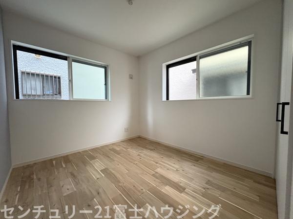 茅ヶ崎市萩園　新築戸建　全1棟