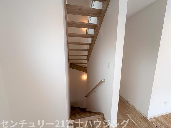 茅ヶ崎市萩園　新築戸建　全1棟