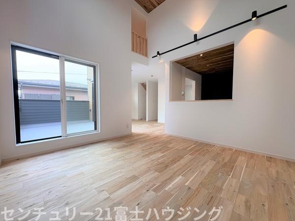 茅ヶ崎市萩園　新築戸建　全1棟