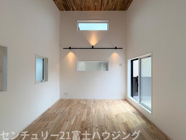 茅ヶ崎市萩園　新築戸建　全1棟