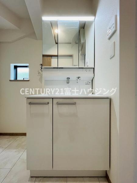 藤沢市亀井野3256番　新築戸建1号棟　全3棟