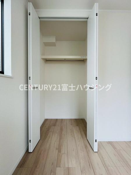 藤沢市亀井野3256番　新築戸建2号棟　全3棟