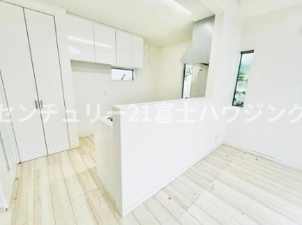 藤沢市辻堂元町5丁目　中古戸建