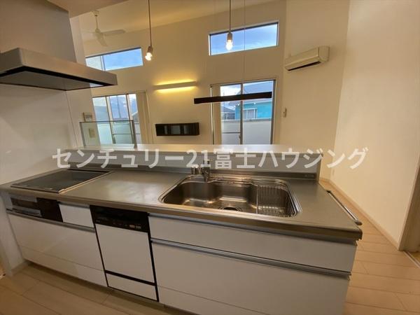 茅ヶ崎市円蔵の中古一戸建て