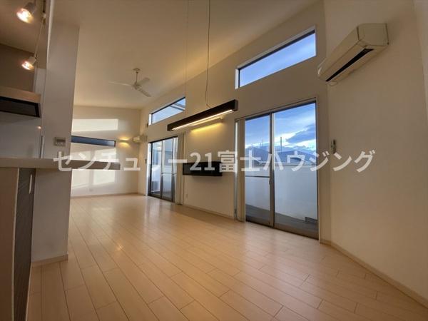 茅ヶ崎市円蔵の中古一戸建