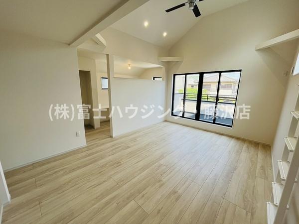 藤沢市本鵠沼6期　新築戸建1号棟　全3棟