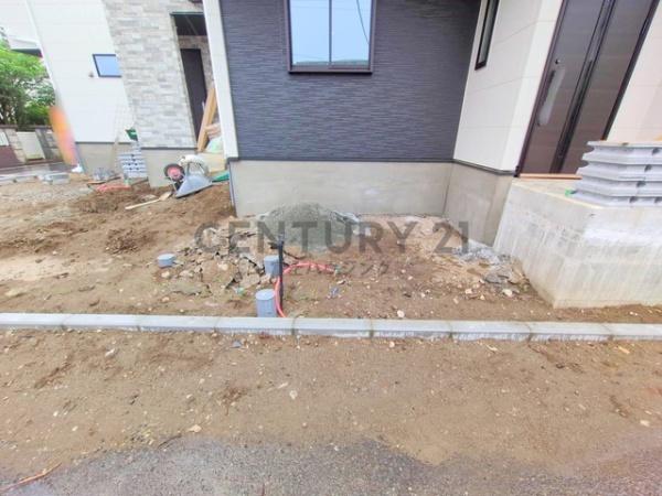 藤沢市鵠沼海岸3期　新築戸建2号棟　全2棟