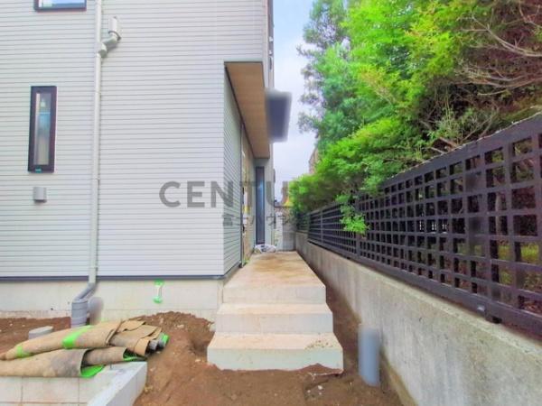 藤沢市鵠沼松が岡4丁目NO.2　新築戸建3号棟　全4棟