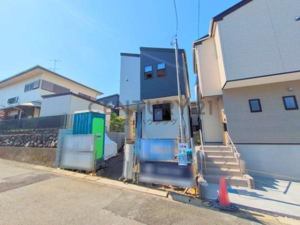 藤沢市亀井野03238　新築戸建2号棟　全3棟