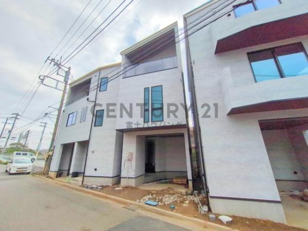 藤沢市川名1丁目Ⅱ　新築戸建2号棟　全6棟