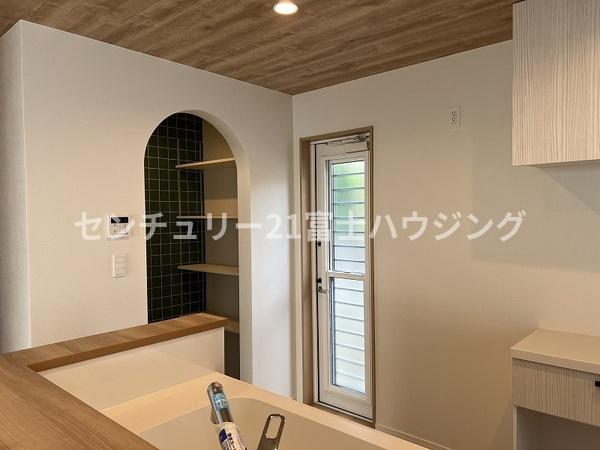 鎌倉市稲村ガ崎5丁目　新築戸建　全1棟
