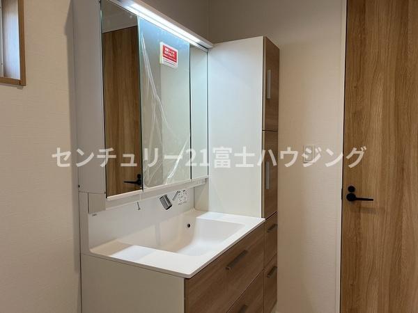 鎌倉市稲村ガ崎5丁目　新築戸建　全1棟