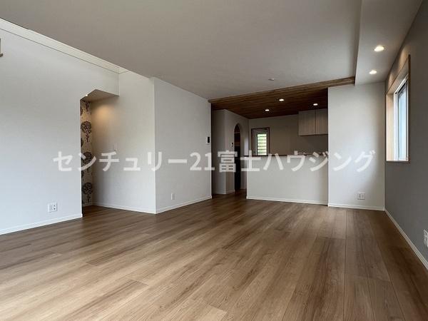 鎌倉市稲村ガ崎5丁目　新築戸建　全1棟