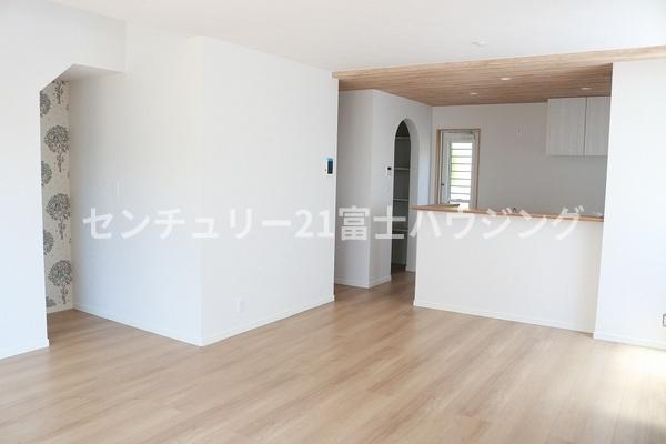 鎌倉市稲村ガ崎5丁目　新築戸建　全1棟