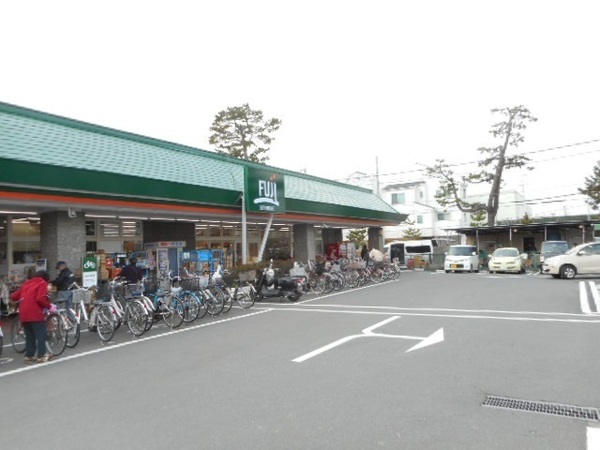 ダイアパレス茅ヶ崎鶴嶺(Fuji鶴嶺店)