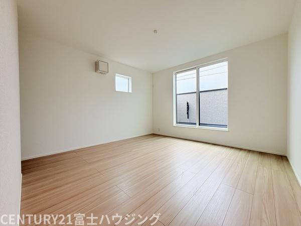 藤沢市亀井野24-1期　新築戸建2号棟　全2棟