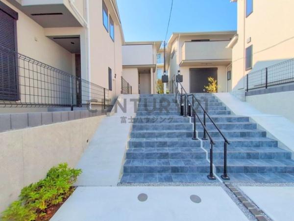 藤沢市並木台1丁目　新築戸建4号棟　全6区画