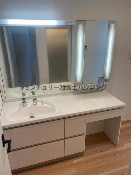 鎌倉市腰越3丁目　新築戸建　全1棟