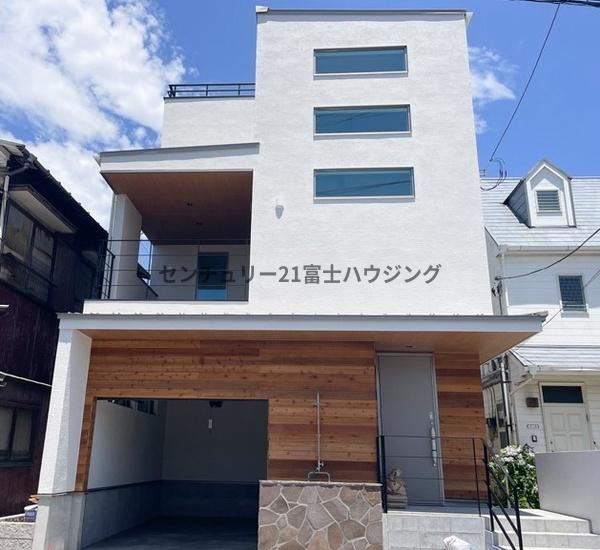 鎌倉市腰越3丁目　新築戸建　全1棟