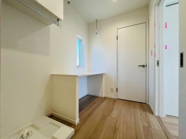 藤沢市辻堂元町5丁目　新築戸建2号棟　全2棟