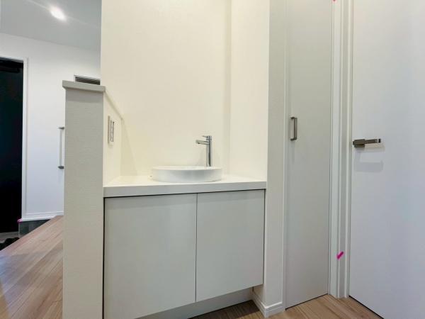 藤沢市辻堂元町5丁目　新築戸建2号棟　全2棟