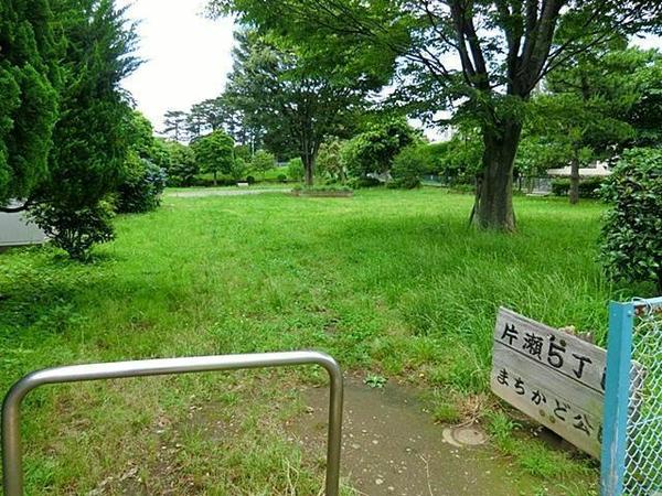 藤沢市片瀬4期　新築戸建3号棟　全3棟(まちかど公園)