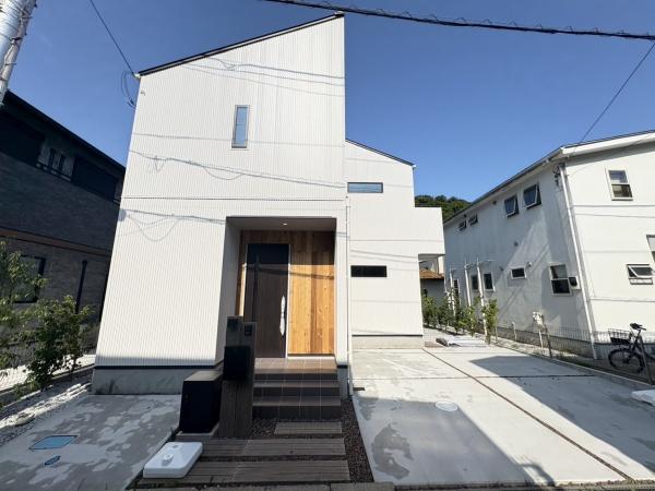 藤沢市片瀬2丁目4期　新築戸建　全1棟