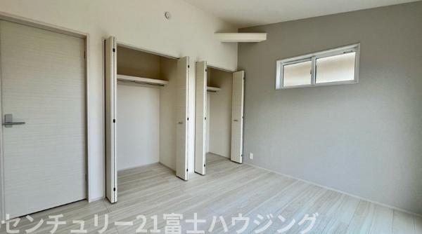 茅ヶ崎市中島　新築戸建3号棟　全3区画