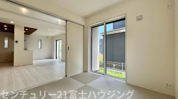 茅ヶ崎市中島　新築戸建3号棟　全3区画