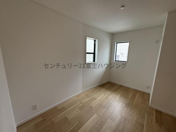 茅ヶ崎市共恵１丁目の新築一戸建