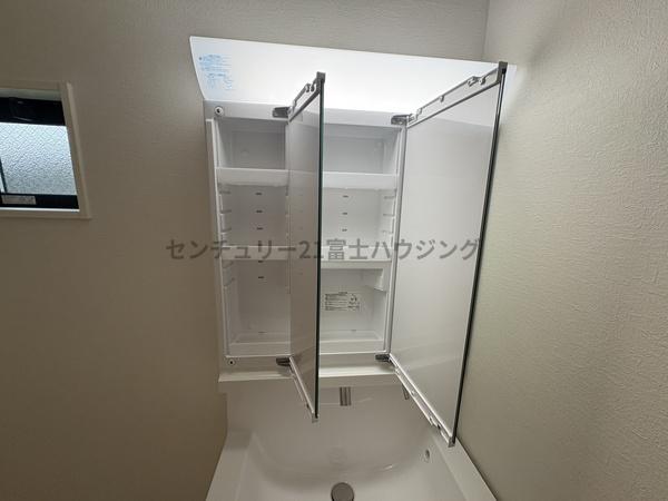 茅ヶ崎市共恵１丁目の新築一戸建