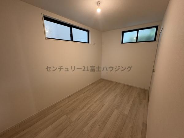 茅ヶ崎市共恵１丁目の新築一戸建